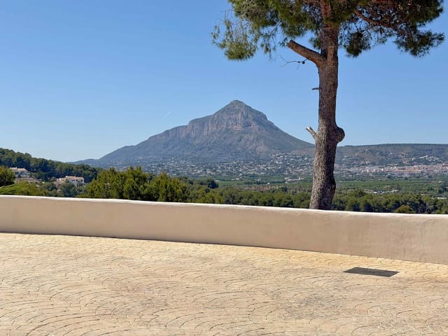 5 makuuhuone Huvila myytävänä paikassa Centro ciudad, Javea / Xàbia mukana uima-altaan - 2 495 000 € (Ref: 10044949)