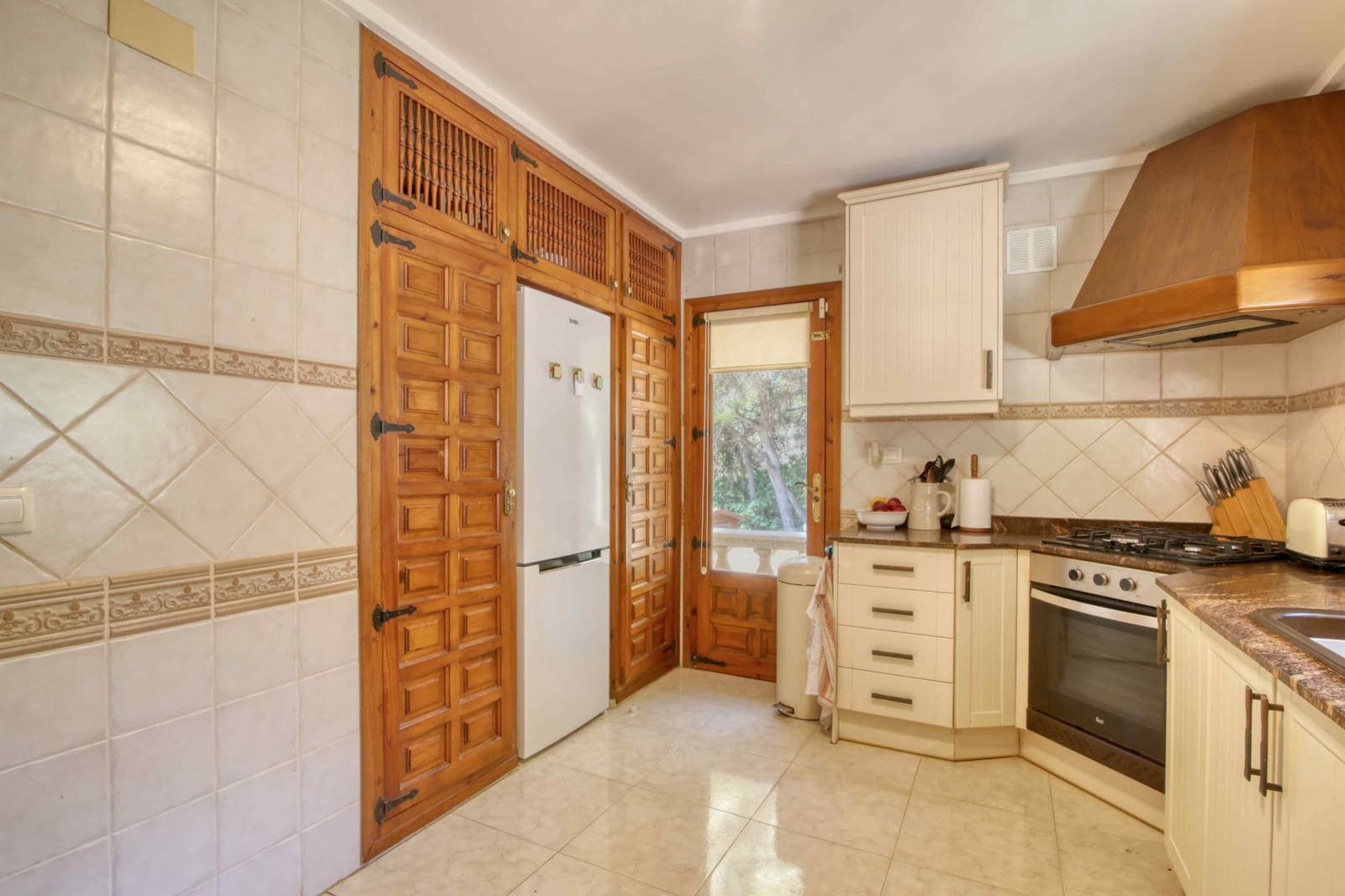 4 bedroom Villa for sale in Javea / Xabia with pool - € 750,000 (Ref: 10048963)