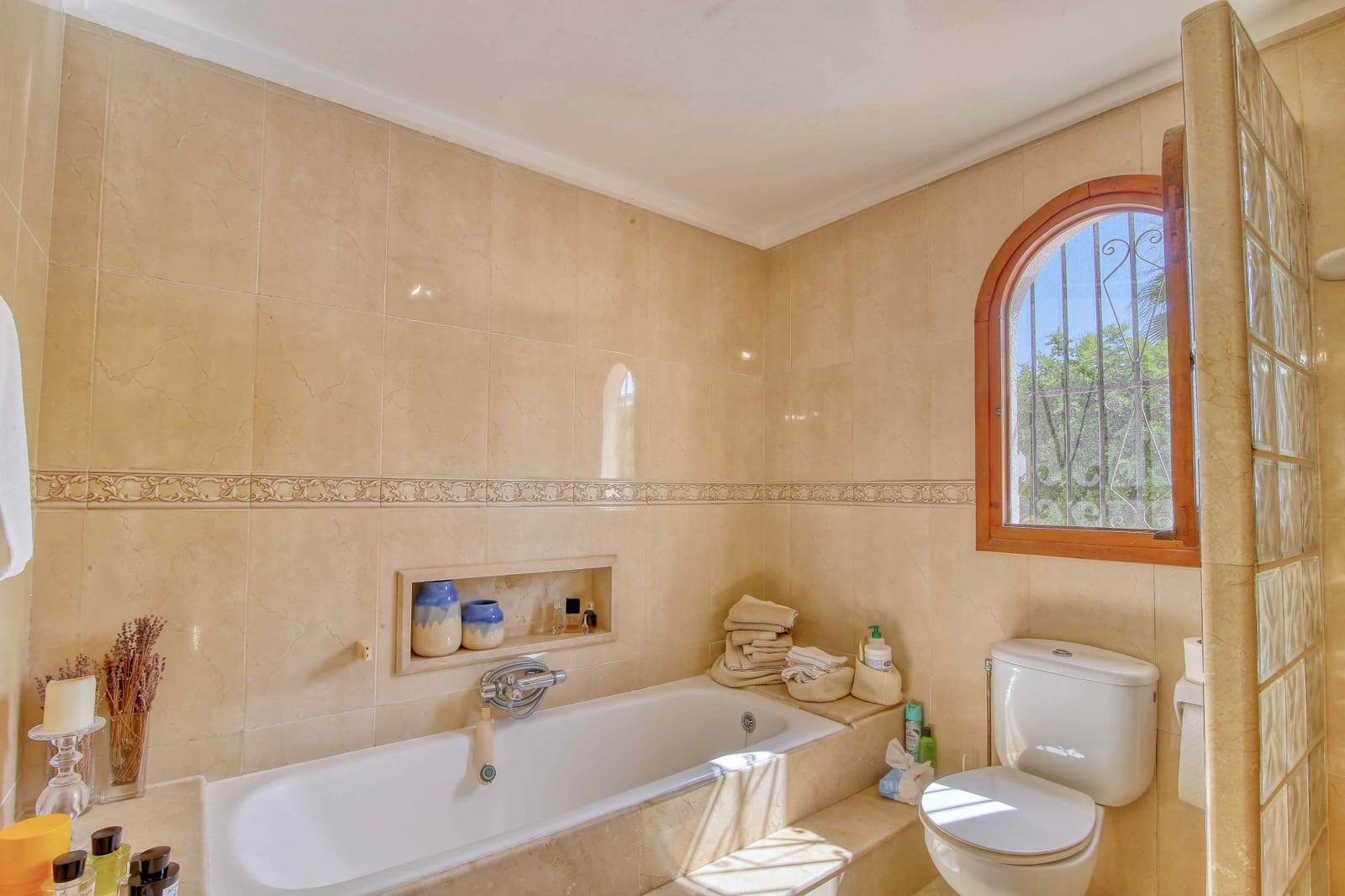 4 bedroom Villa for sale in Javea / Xabia with pool - € 750,000 (Ref: 10048963)