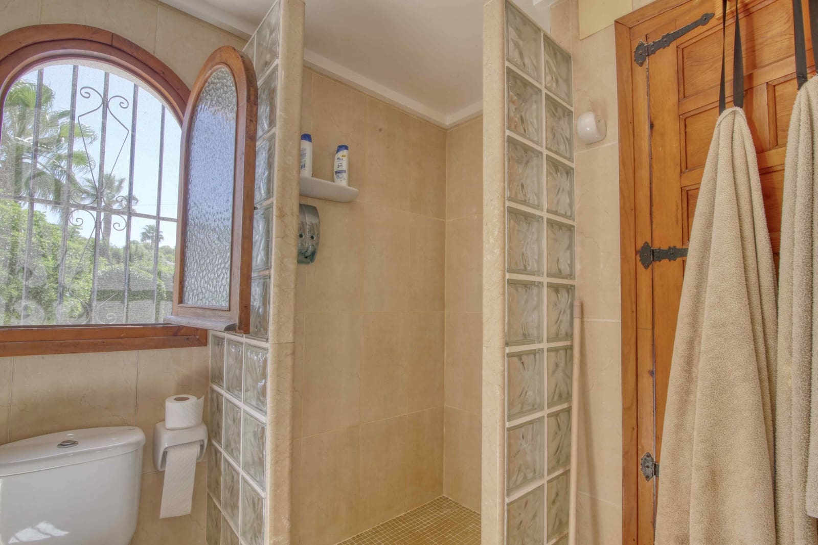 4 bedroom Villa for sale in Javea / Xabia with pool - € 750,000 (Ref: 10048963)