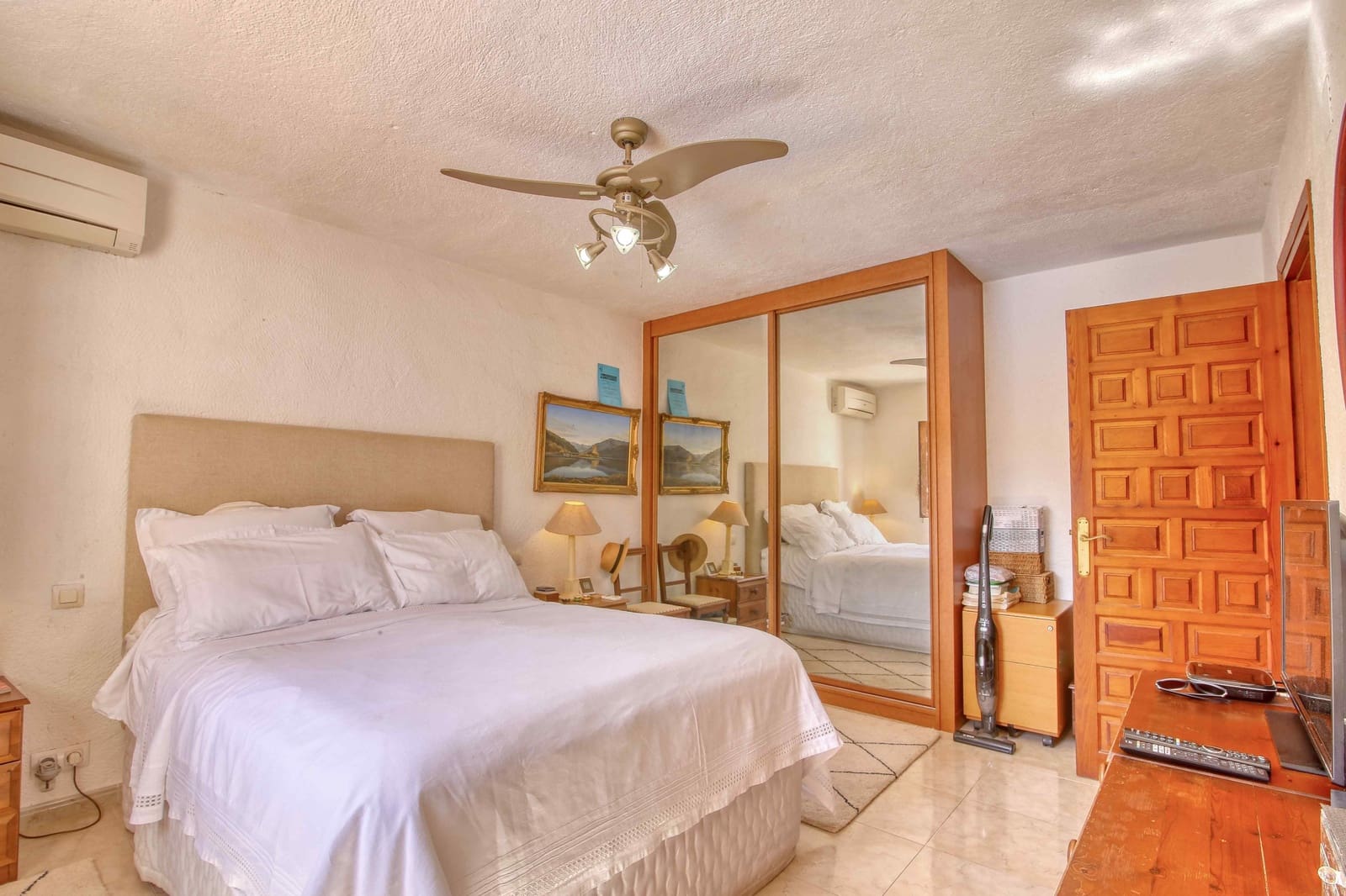 4 bedroom Villa for sale in Javea / Xabia with pool - € 750,000 (Ref: 10048963)