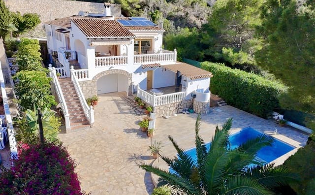 4 sovrum Villa till salu i Casco Urbano, Teulada-Moraira med pool - 825 000 € (Ref: 10054944)