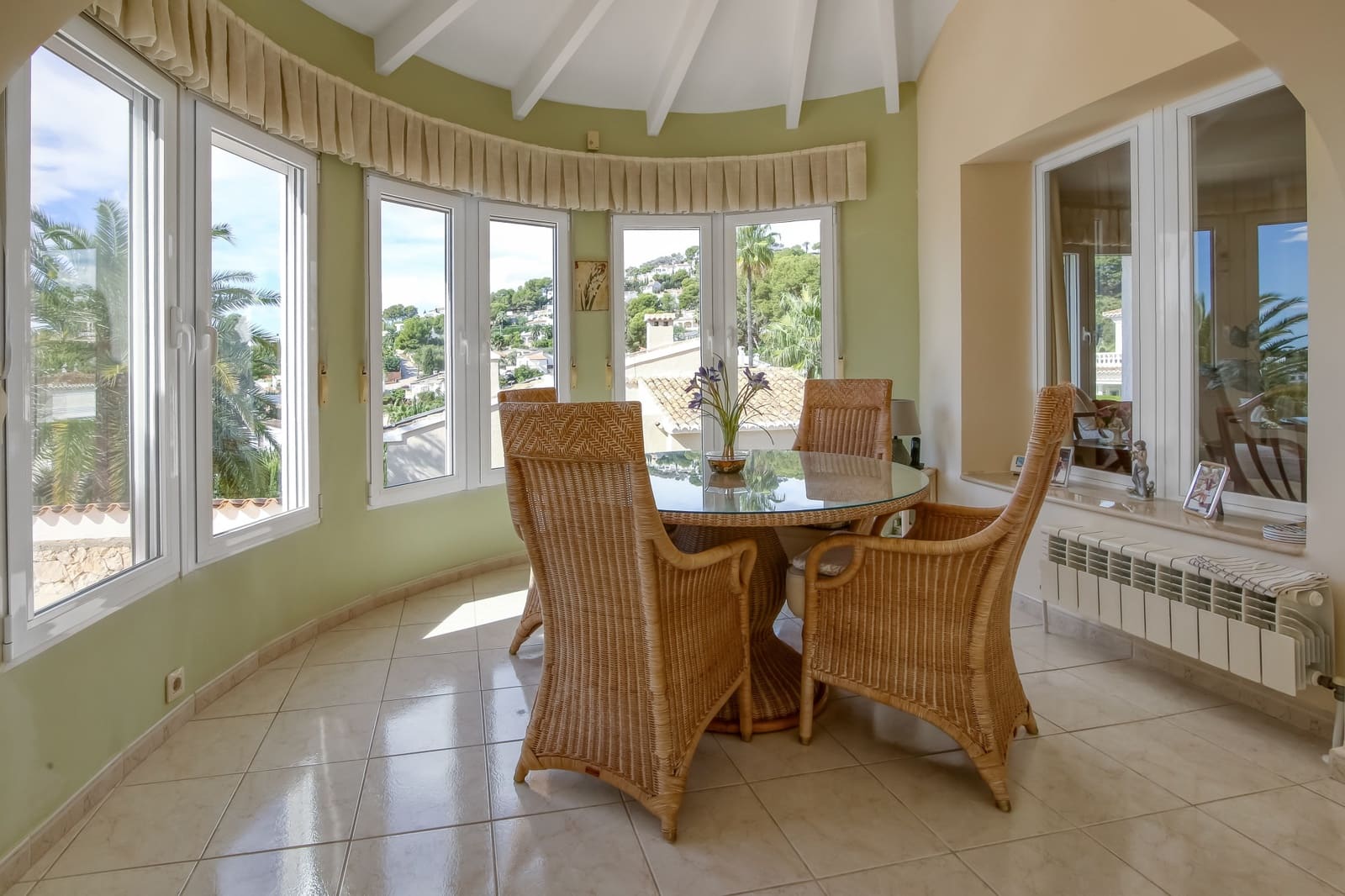 4 chambre Villa/Maison à vendre à Moraira avec piscine - 750 000 € (Ref: 10054946)