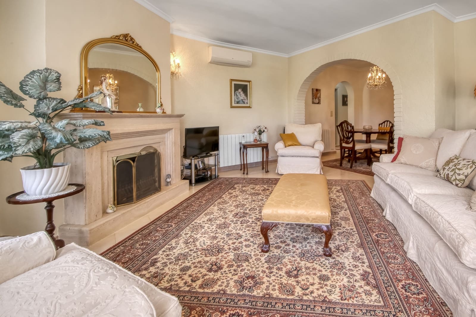 4 chambre Villa/Maison à vendre à Moraira avec piscine - 750 000 € (Ref: 10054946)