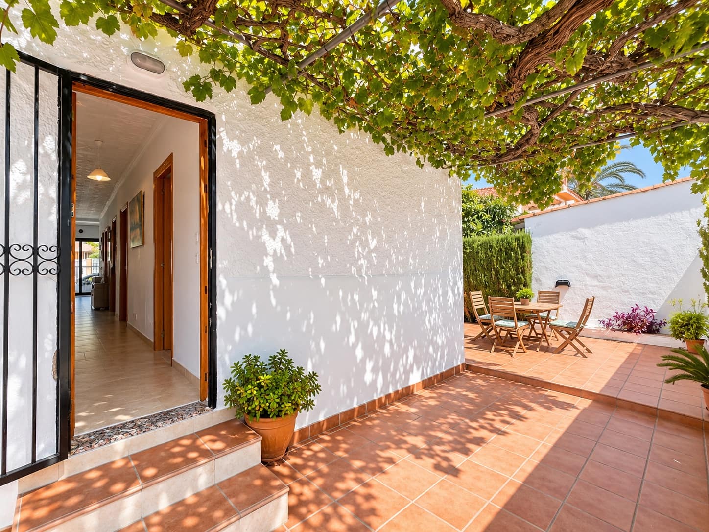 4 bedroom Villa for sale in Oliva - € 409,000 (Ref: 10058798)