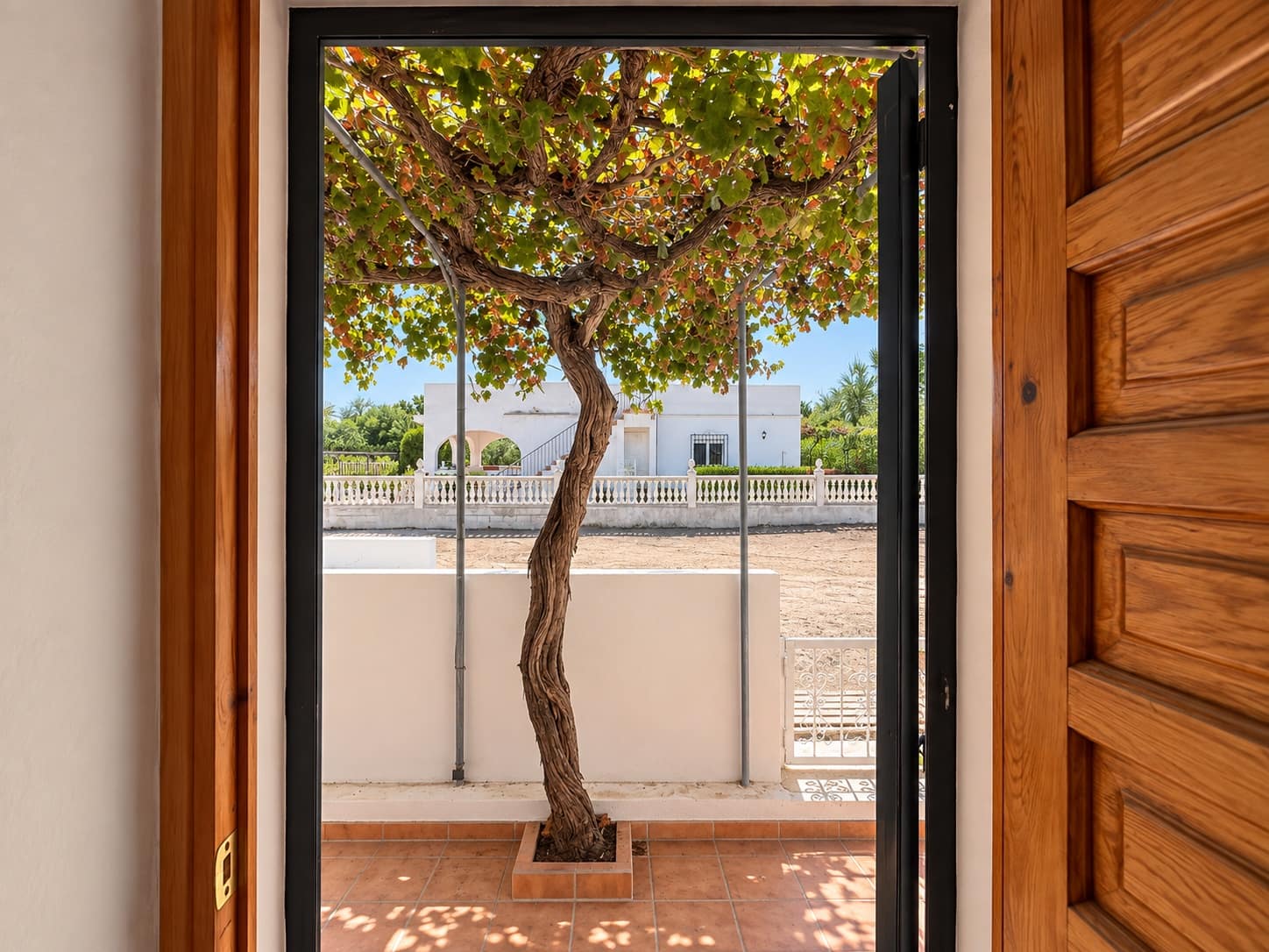 4 bedroom Villa for sale in Oliva - € 409,000 (Ref: 10058798)
