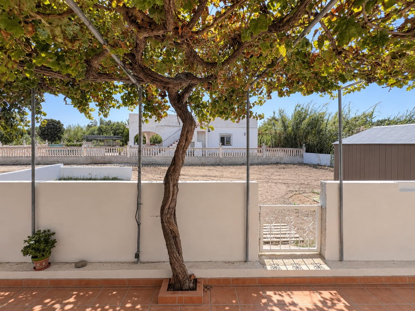 4 bedroom Villa for sale in Oliva - € 409,000 (Ref: 10058798)