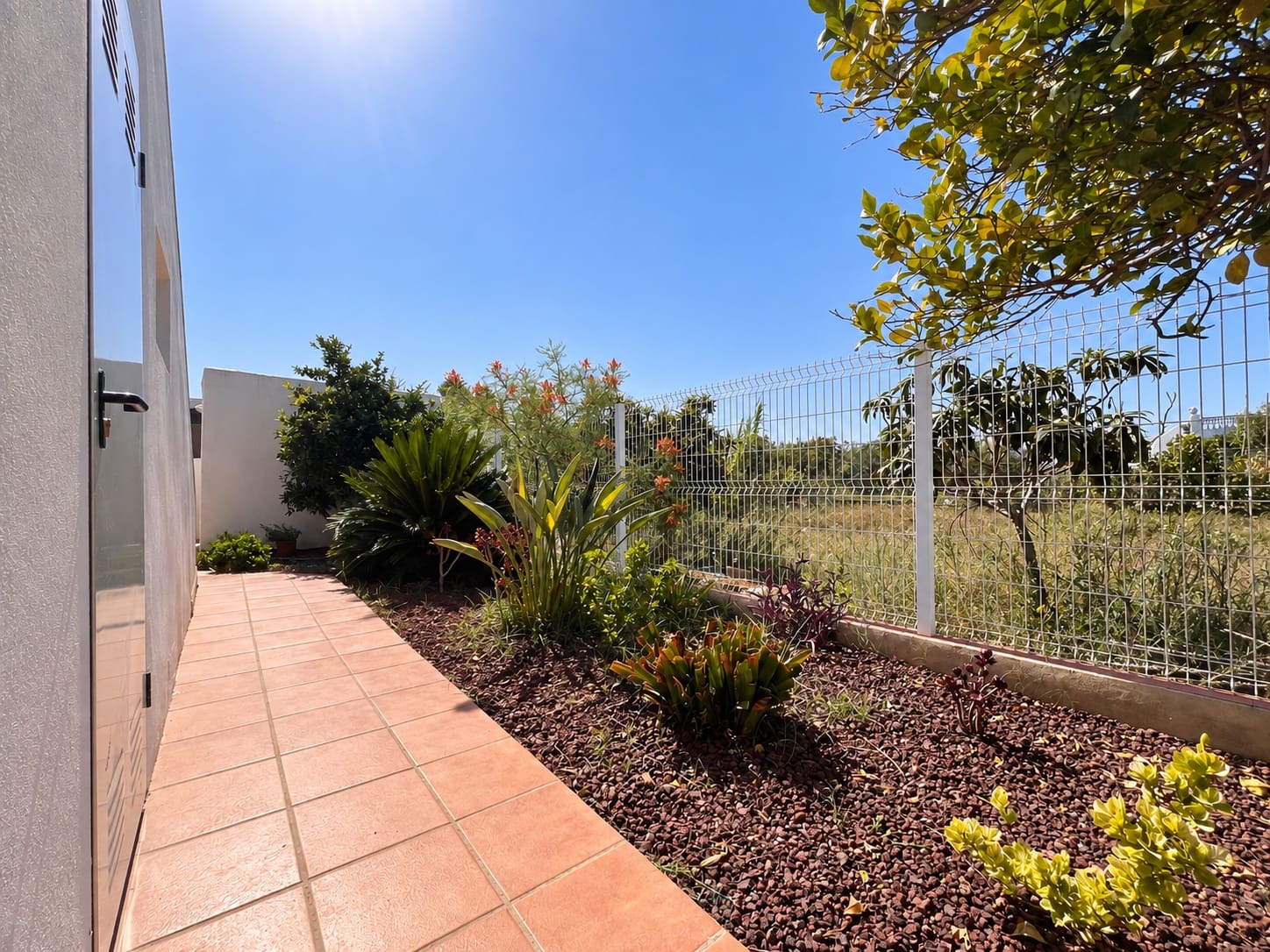 4 bedroom Villa for sale in Oliva - € 409,000 (Ref: 10058798)