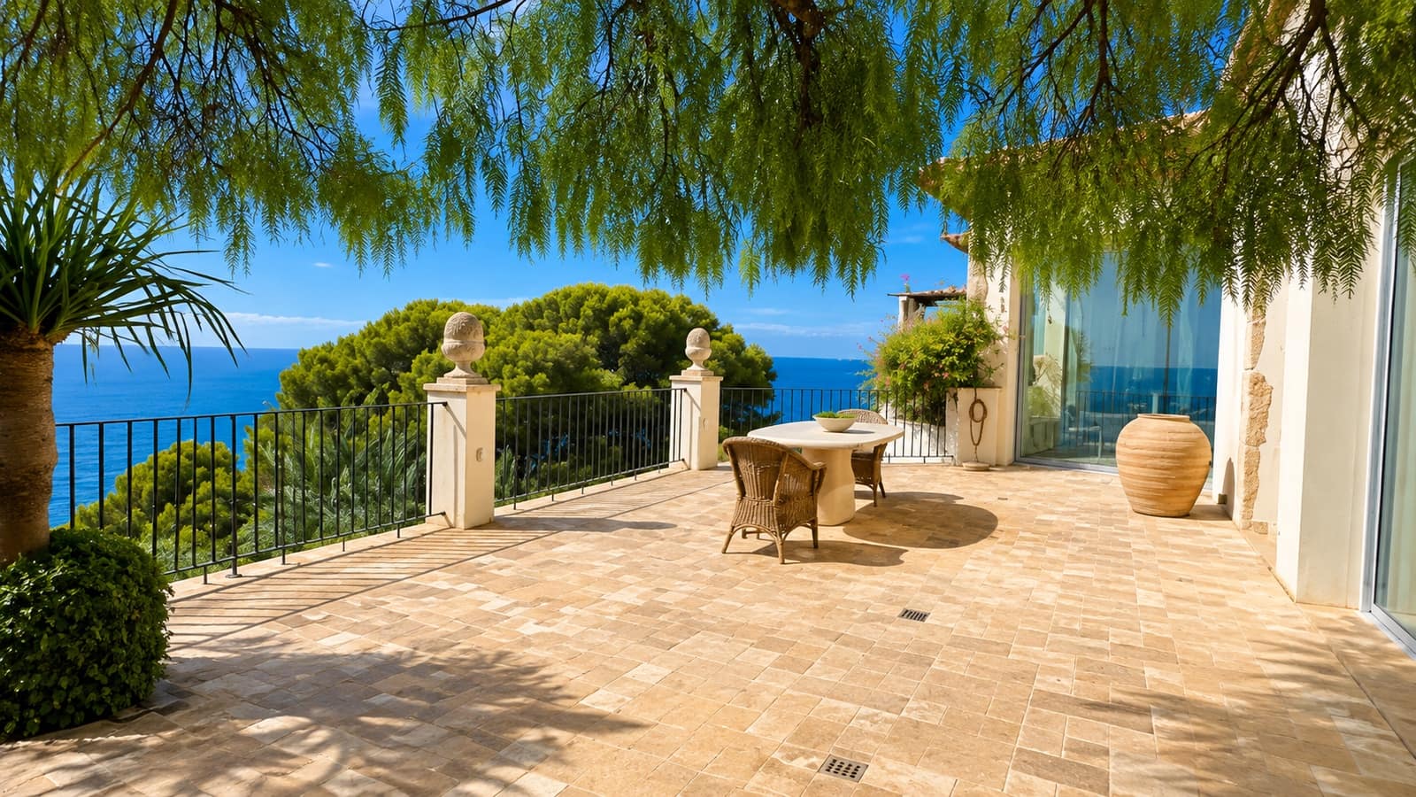 Chalet de 4 habitaciones en Altea en venta con piscina - 3.450.000 € (Ref: 10061715)