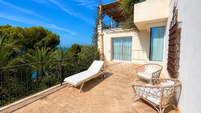 Chalet de 4 habitaciones en Altea en venta con piscina - 3.450.000 € (Ref: 10061715)
