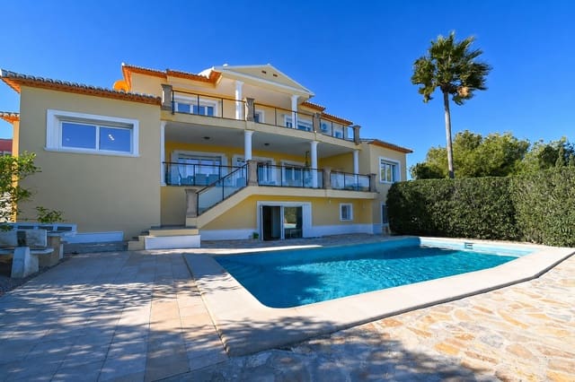 Chalet de 7 habitaciones en Centro ciudad, Javea / Xàbia en venta con piscina - 1.685.000 € (Ref: 10067708)