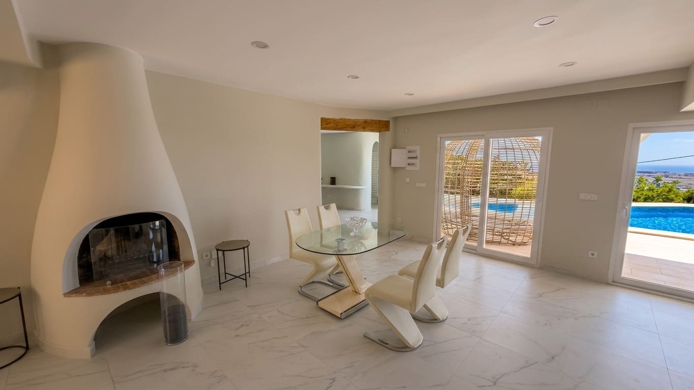 Chalet de 3 habitaciones en Altea en venta con piscina - 1.150.000 € (Ref: 10067710)