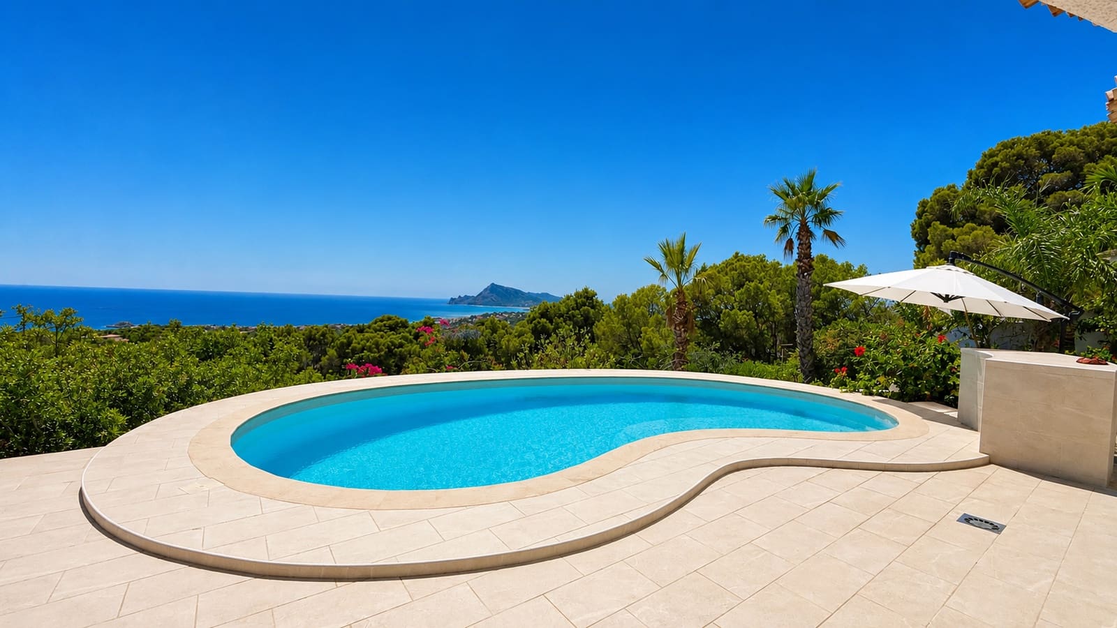 Chalet de 3 habitaciones en Altea en venta con piscina - 1.150.000 € (Ref: 10067710)