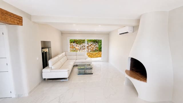 Chalet de 3 habitaciones en Altea en venta con piscina - 1.150.000 € (Ref: 10067710)