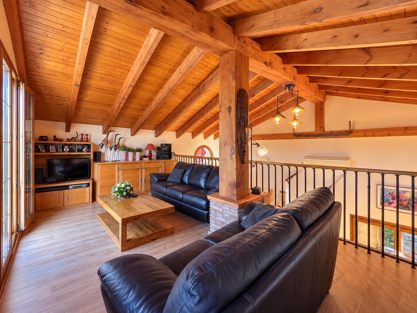 Chalet de 3 habitaciones en Oliva en venta con piscina - 450.000 € (Ref: 10075509)