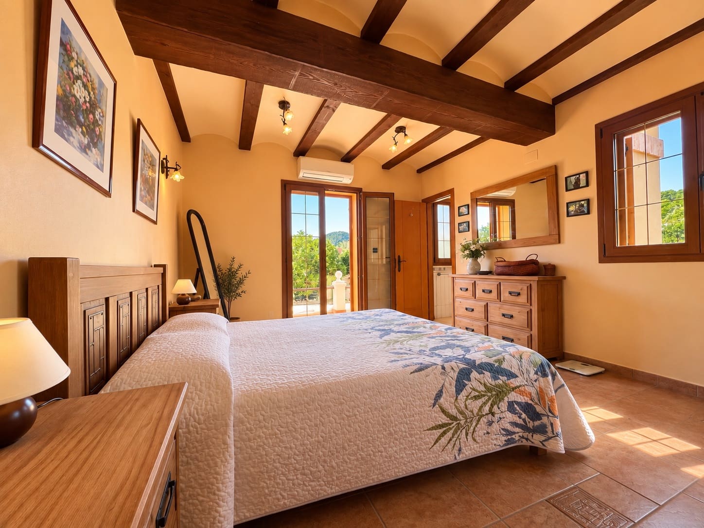 Chalet de 3 habitaciones en Oliva en venta con piscina - 450.000 € (Ref: 10075509)
