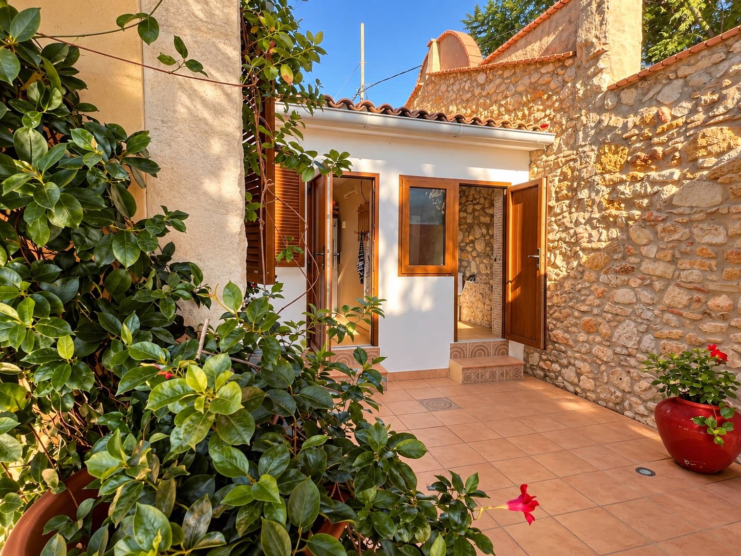 Chalet de 3 habitaciones en Oliva en venta con piscina - 450.000 € (Ref: 10075509)
