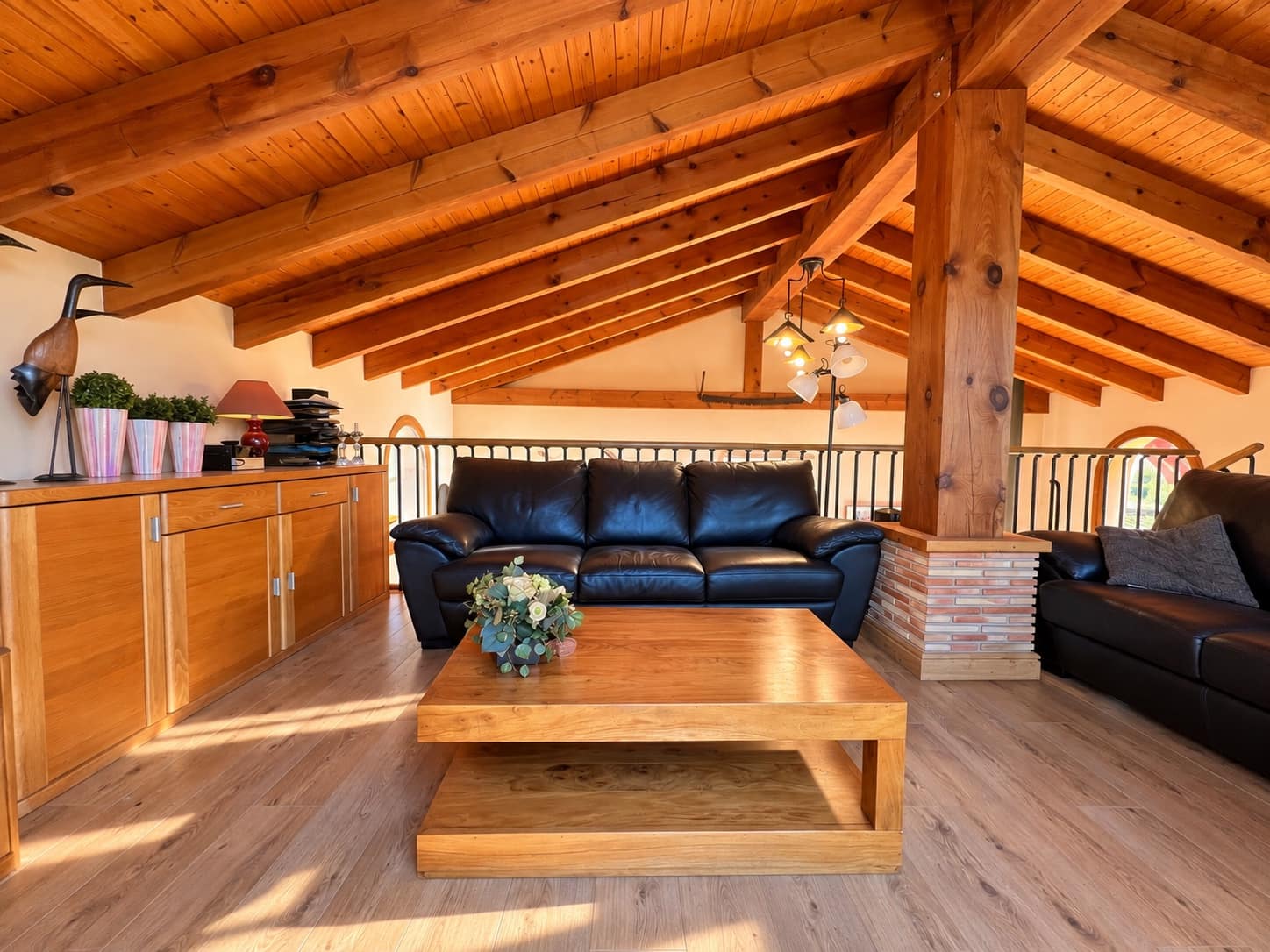 Chalet de 3 habitaciones en Oliva en venta con piscina - 450.000 € (Ref: 10075509)