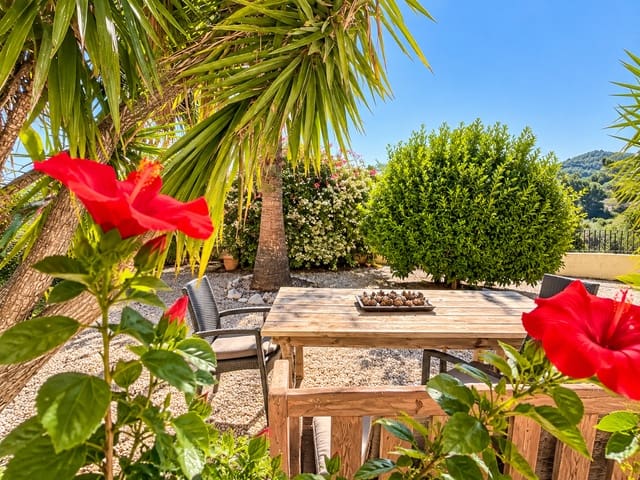 Chalet de 3 habitaciones en Oliva Pueblo, Oliva en venta con piscina - 450.000 € (Ref: 10075509)