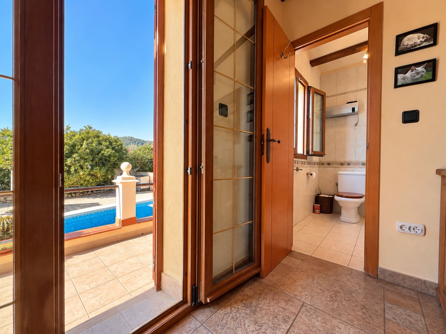 Chalet de 3 habitaciones en Oliva en venta con piscina - 450.000 € (Ref: 10075509)