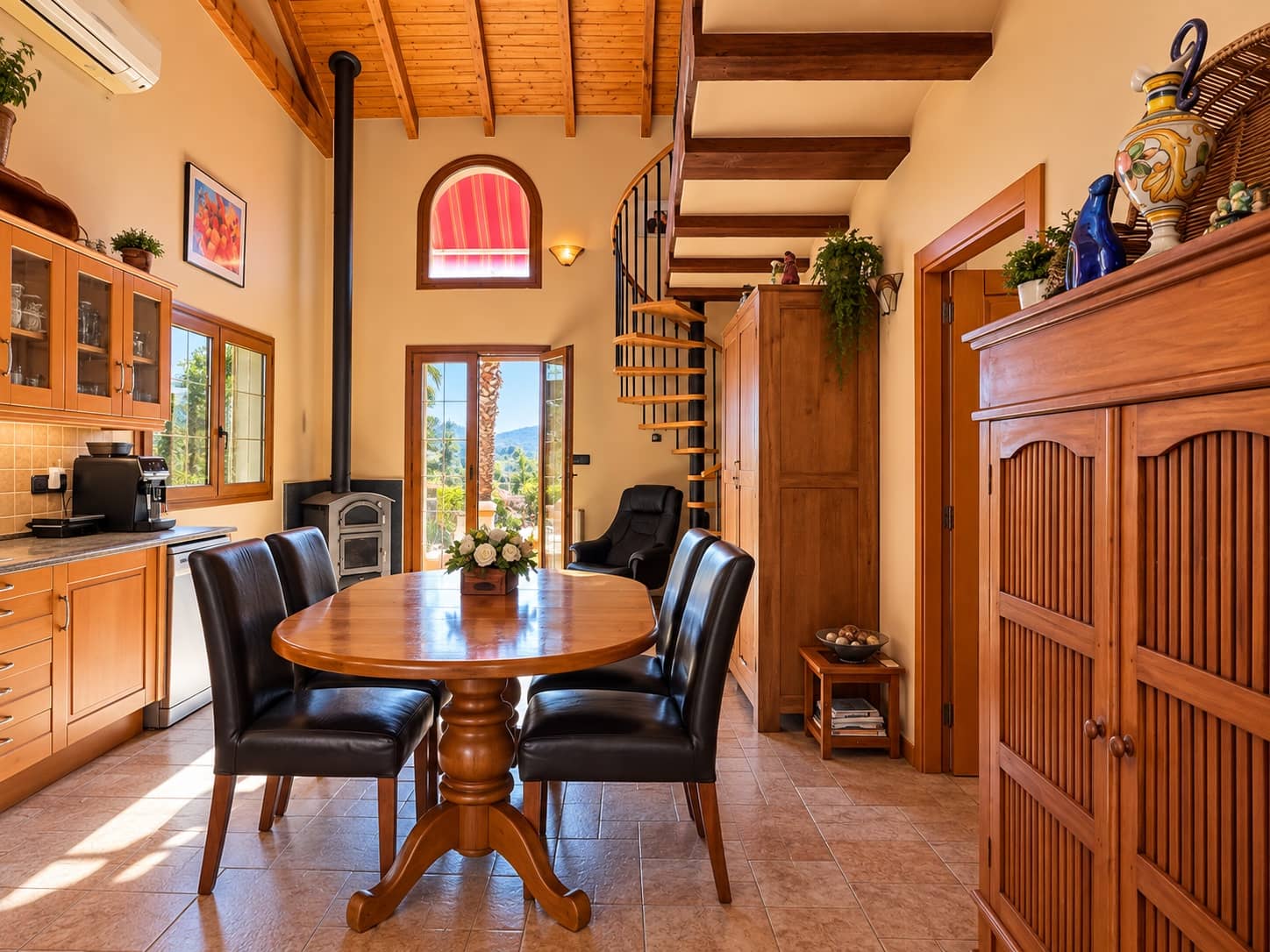 Chalet de 3 habitaciones en Oliva en venta con piscina - 450.000 € (Ref: 10075509)