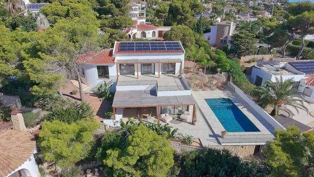 4 slaapkamer Villa te koop in Centro ciudad, Javea / Xàbia met zwembad - € 1.980.000 (Ref: 10078064)