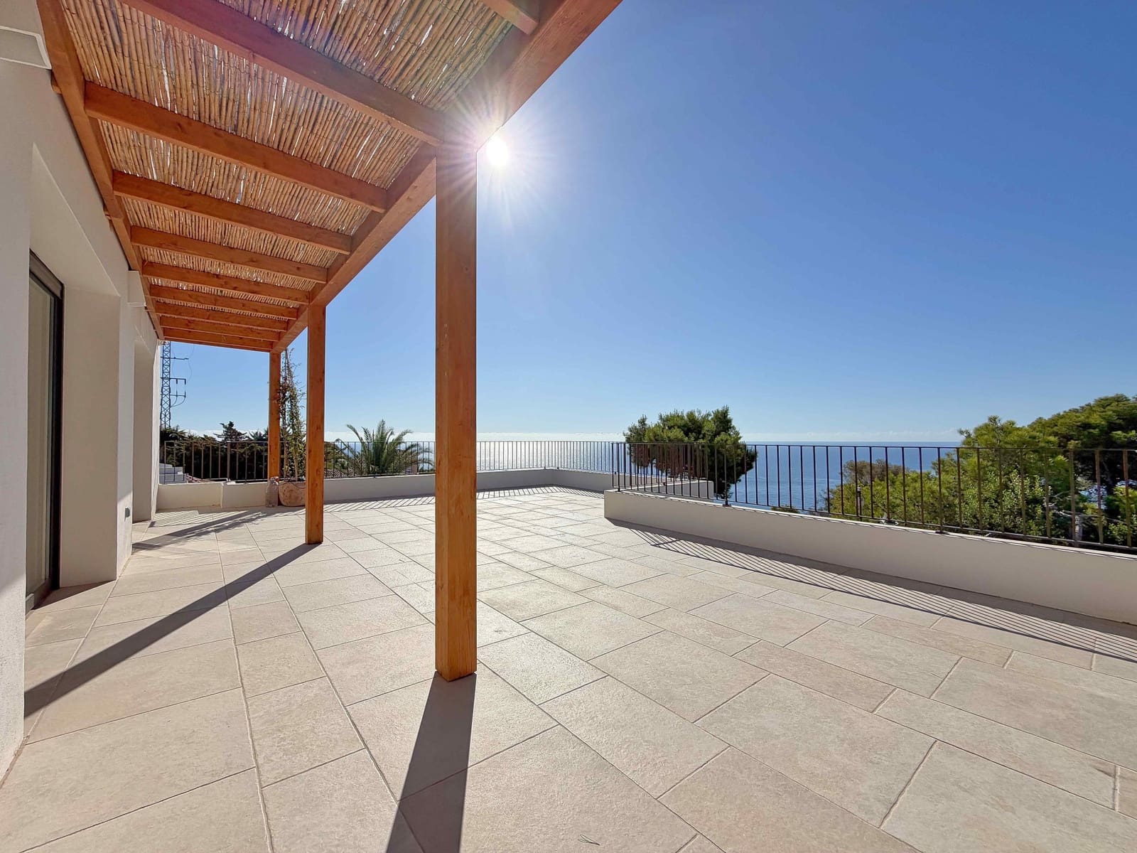 4 chambre Villa/Maison à vendre à Javea / Xabia avec piscine - 1 980 000 € (Ref: 10078064)