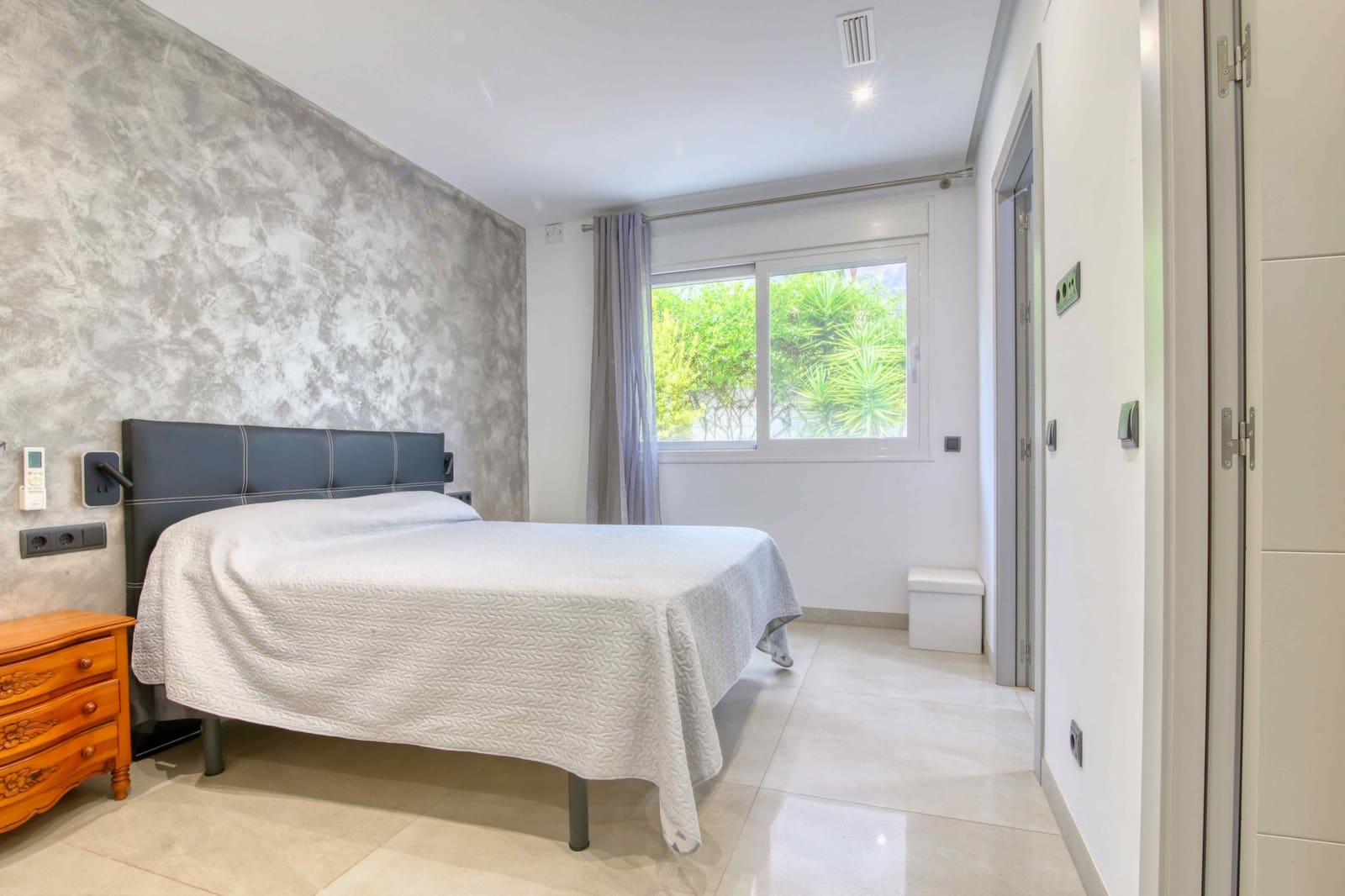 Chalet de 5 habitaciones en Javea / Xàbia en venta - 1.440.000 € (Ref: 10089452)