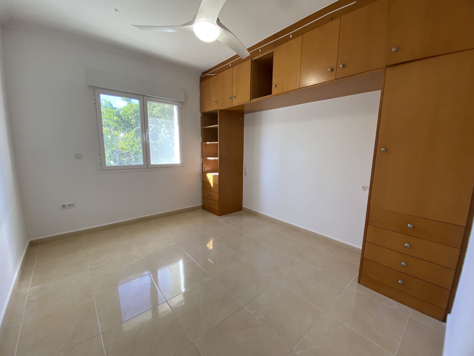Chalet de 4 habitaciones en Beniarbeig en venta con piscina - 799.000 € (Ref: 10098206)