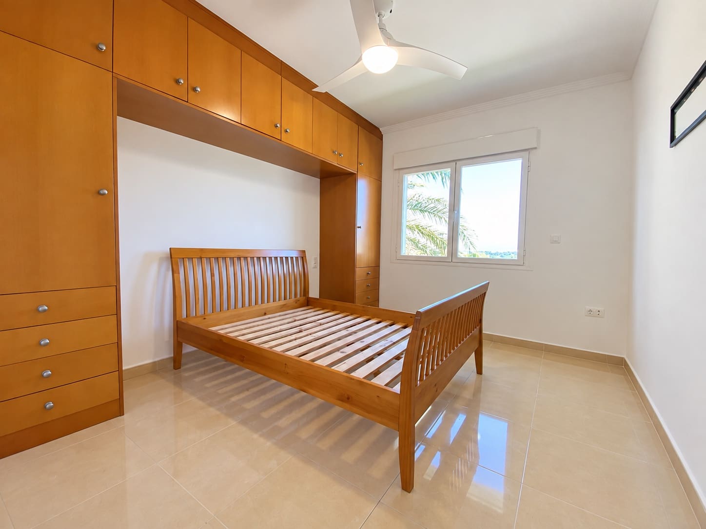 Chalet de 4 habitaciones en Beniarbeig en venta con piscina - 799.000 € (Ref: 10098206)