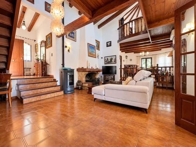 4 quarto Moradia para venda em Beniarjó com piscina - 650 000 € (Ref: 10100128)