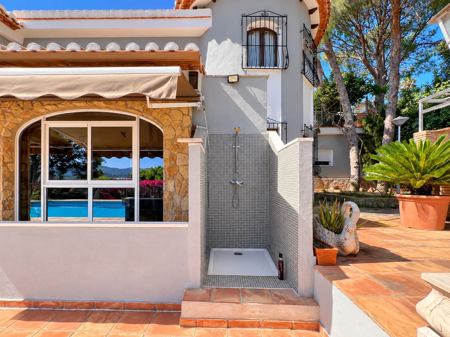 4 quarto Moradia para venda em Beniarjo com piscina - 650 000 € (Ref: 10100128)