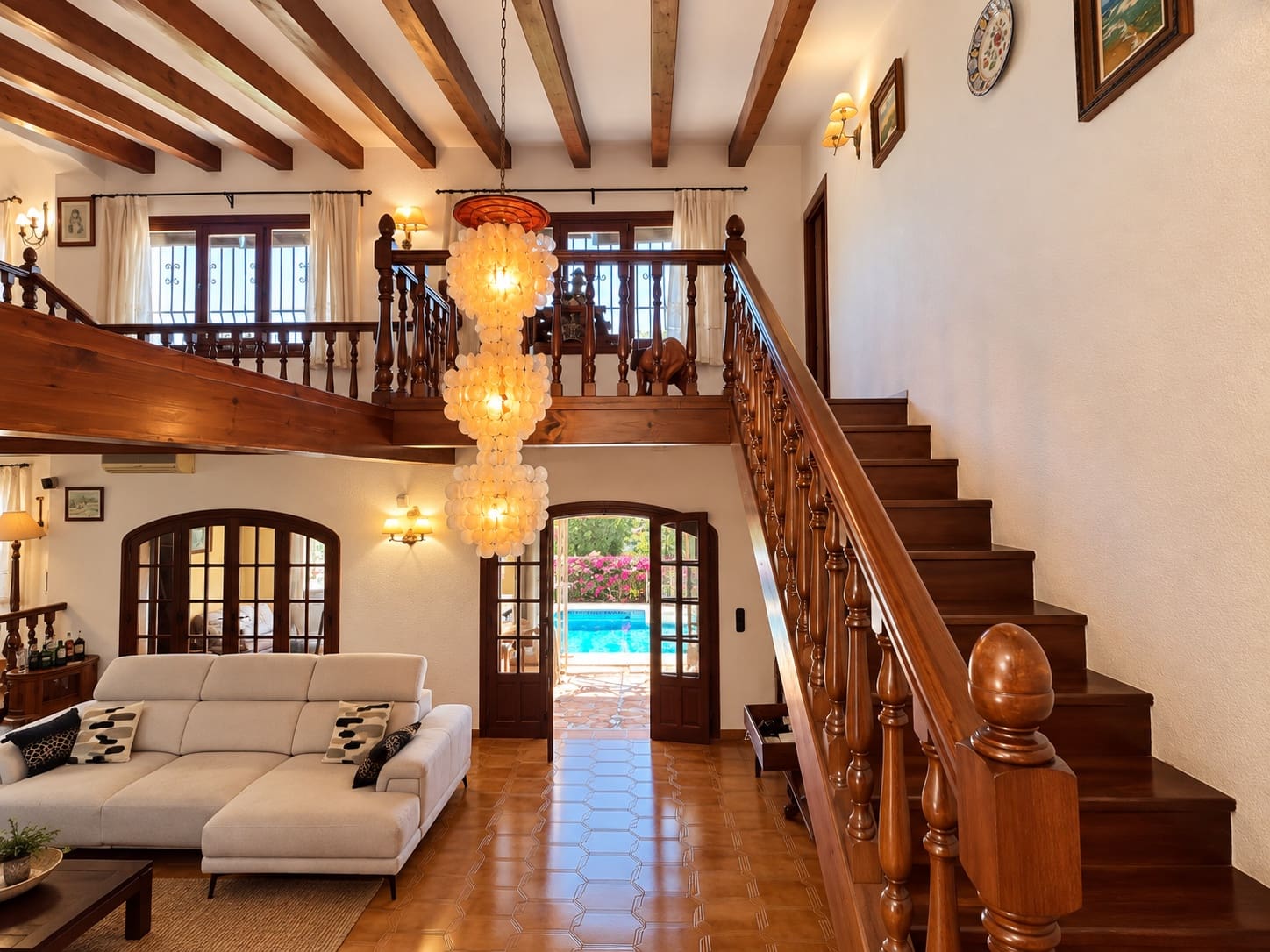 4 quarto Moradia para venda em Beniarjo com piscina - 650 000 € (Ref: 10100128)