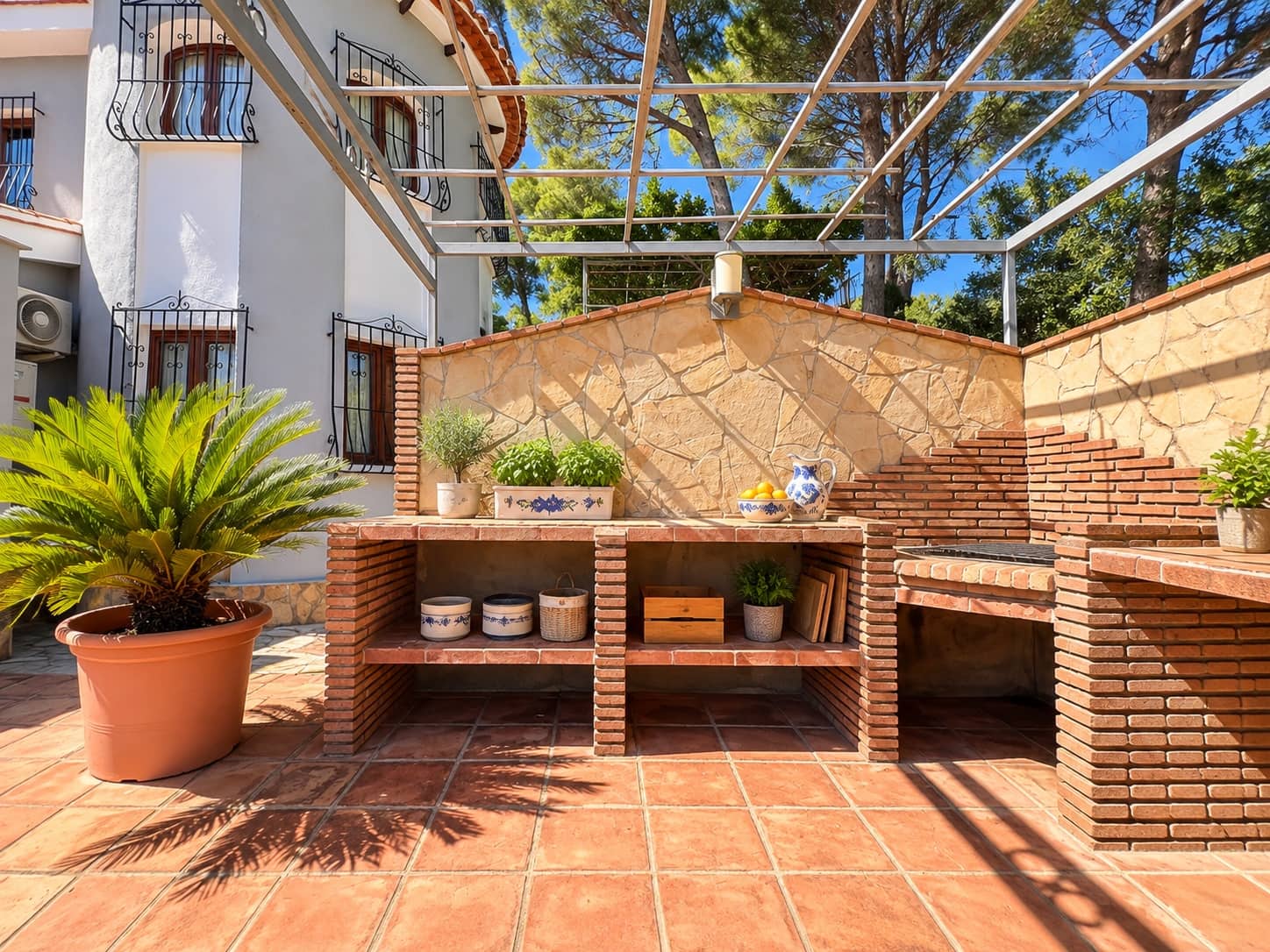 4 quarto Moradia para venda em Beniarjo com piscina - 650 000 € (Ref: 10100128)
