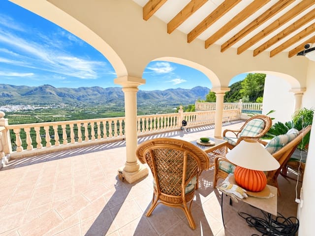 2 Zimmer Villa zu verkaufen in Pego mit Pool - 375.000 € (Ref: 10100129)