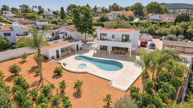 5 camera da letto Villa in vendita in Centro ciudad, Javea / Xàbia con piscina - 1.685.000 € (Rif: 10100130)