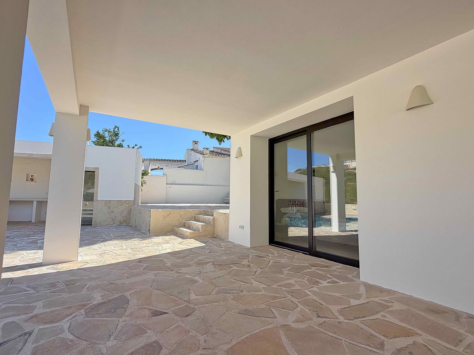 5 sovrum Villa till salu i Javea / Xabia med pool - 1 685 000 € (Ref: 10100130)