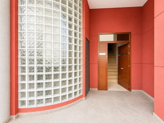 3 sypialnia Dom blizniak na sprzedaż w Ador z garażem - 409 000 € (Ref: 10115651)