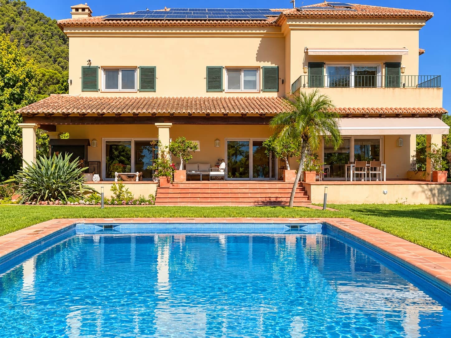 4 Zimmer Villa zu verkaufen in Gandia mit Pool Garage - 1.100.000 € (Ref: 10115652)