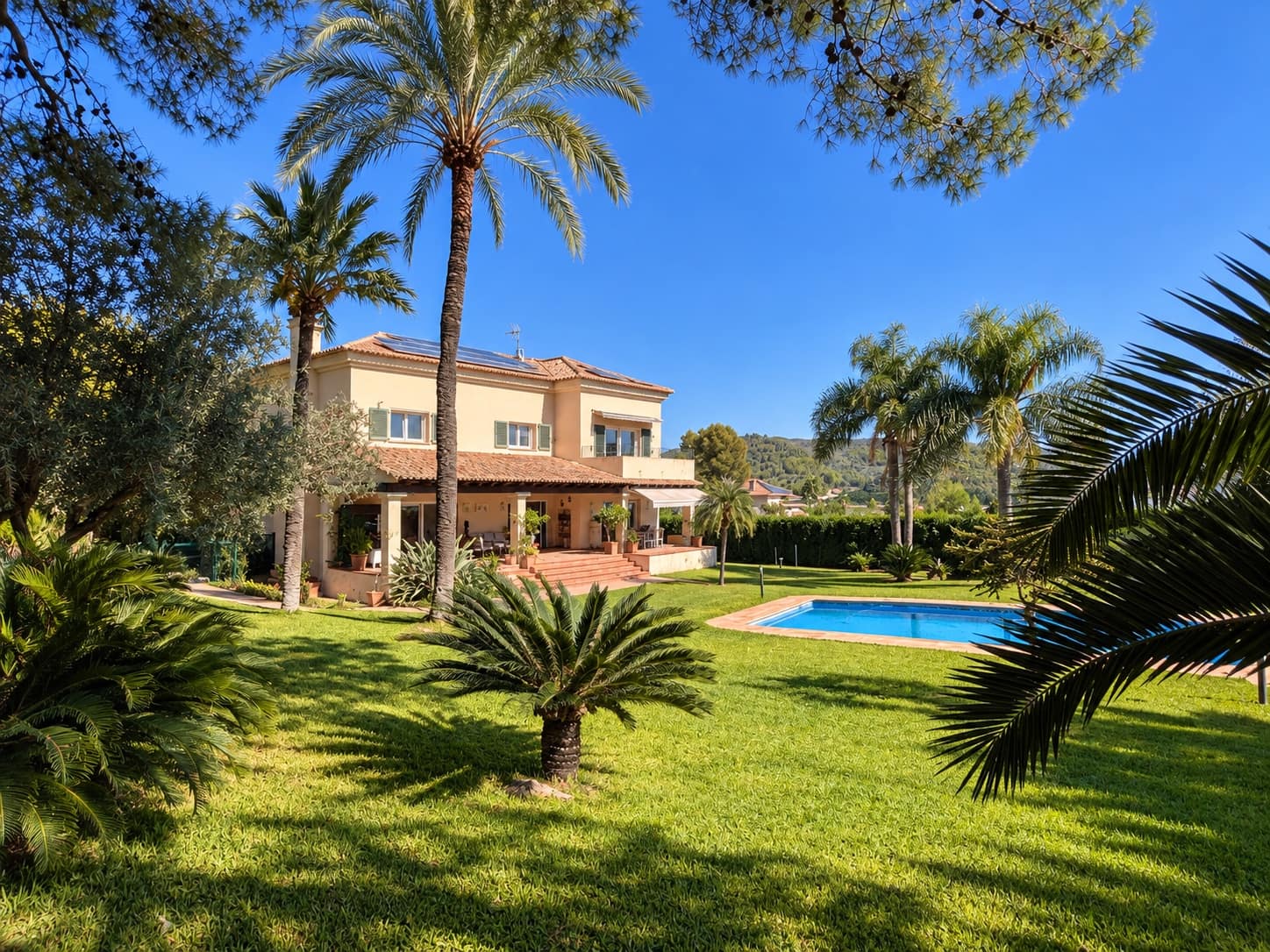 4 Zimmer Villa zu verkaufen in Gandia mit Pool Garage - 1.100.000 € (Ref: 10115652)