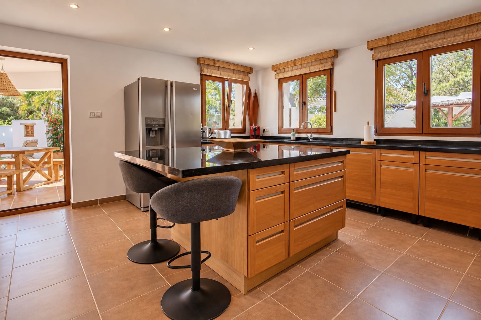 5 soveværelse Villa til salg i Moraira med swimmingpool garage - € 1.525.000 (Ref: 10119720)