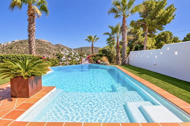 5 soveværelse Villa til salg i Casco Urbano, Teulada-Moraira med swimmingpool garage - € 1.525.000 (Ref: 10119720)