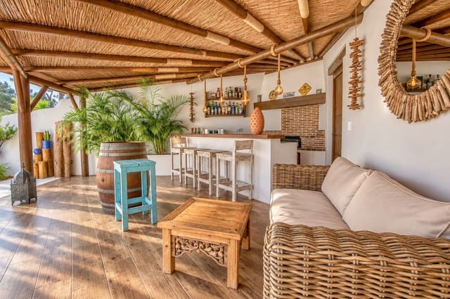 5 soveværelse Villa til salg i Casco Urbano, Teulada-Moraira med swimmingpool garage - € 1.525.000 (Ref: 10119720)