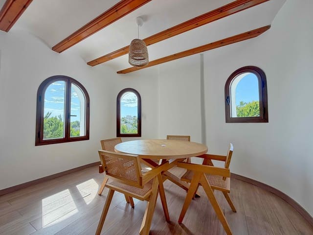 6 soverom Villa til salgs i Centro ciudad, Javea / Xàbia med svømmebasseng garasje - € 1 695 000 (Ref: 10124297)