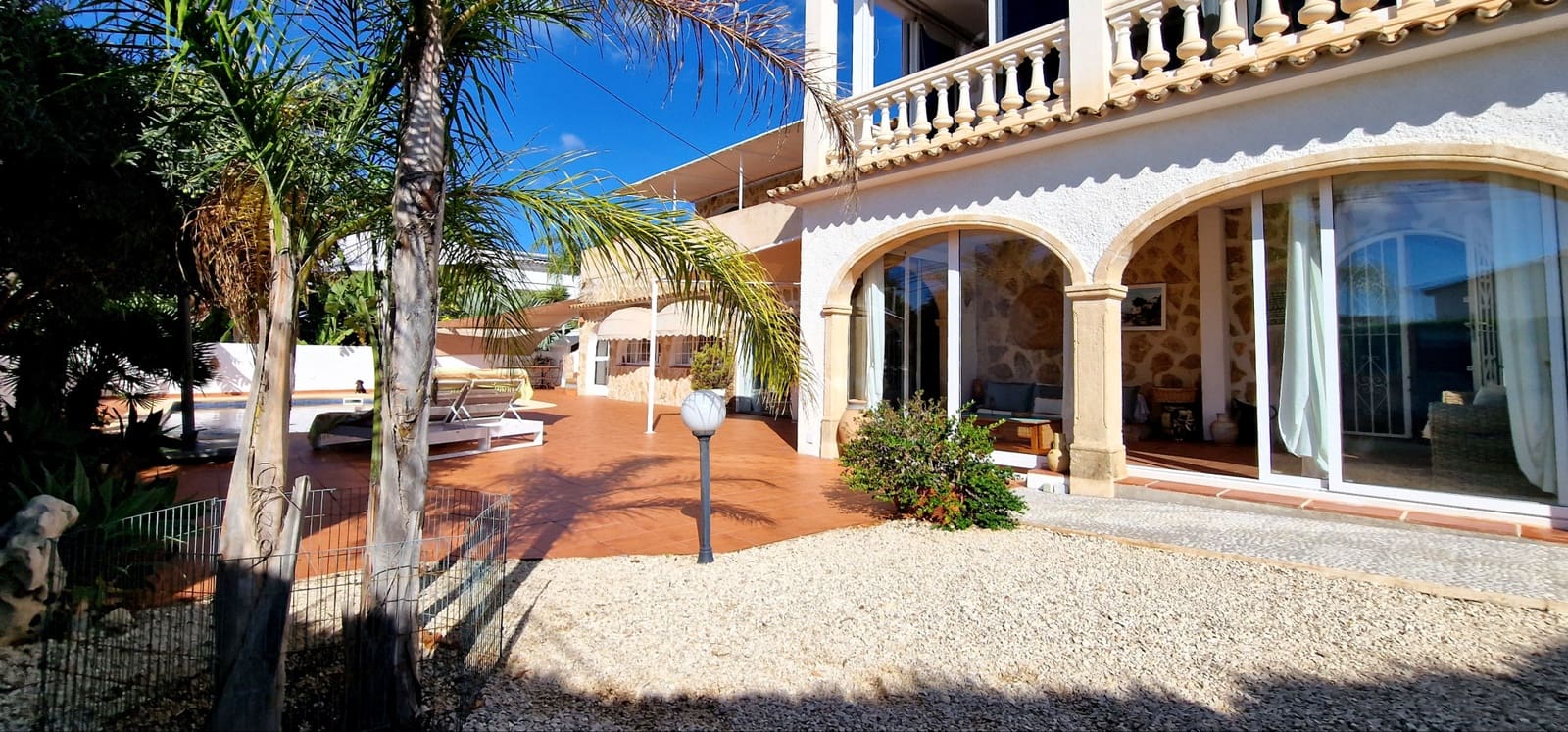 4 makuuhuone Huvila myytävänä paikassa Moraira mukana uima-altaan 
autotalli - 1 599 000 € (Ref: 10124298)