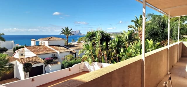 4 makuuhuone Huvila myytävänä paikassa Casco Urbano, Teulada-Moraira mukana uima-altaan 
autotalli - 1 599 000 € (Ref: 10124298)
