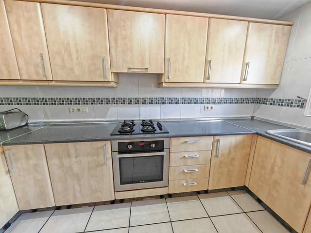 3 soverom Villa til salgs i Centro ciudad, Javea / Xàbia med svømmebasseng garasje - € 575 000 (Ref: 10131441)