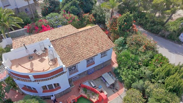 3 soverom Villa til salgs i Centro ciudad, Javea / Xàbia med svømmebasseng garasje - € 575 000 (Ref: 10131441)