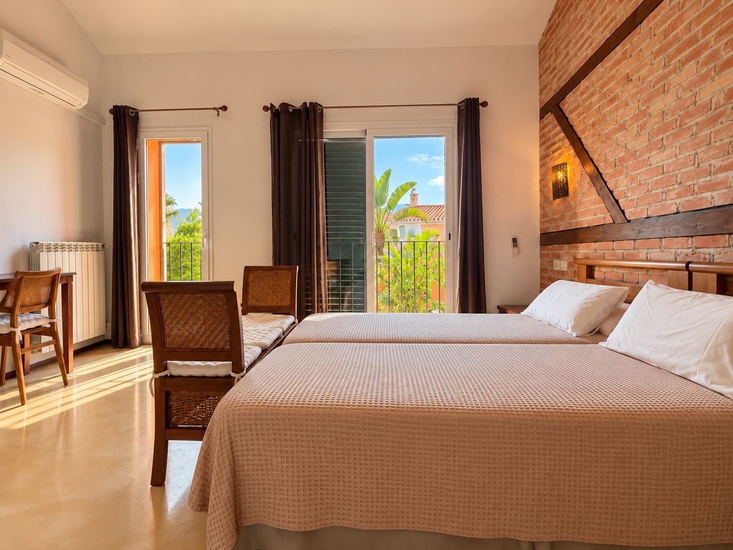 7 bedroom Villa for sale in Gandia with pool garage - € 699,000 (Ref: 10131443)