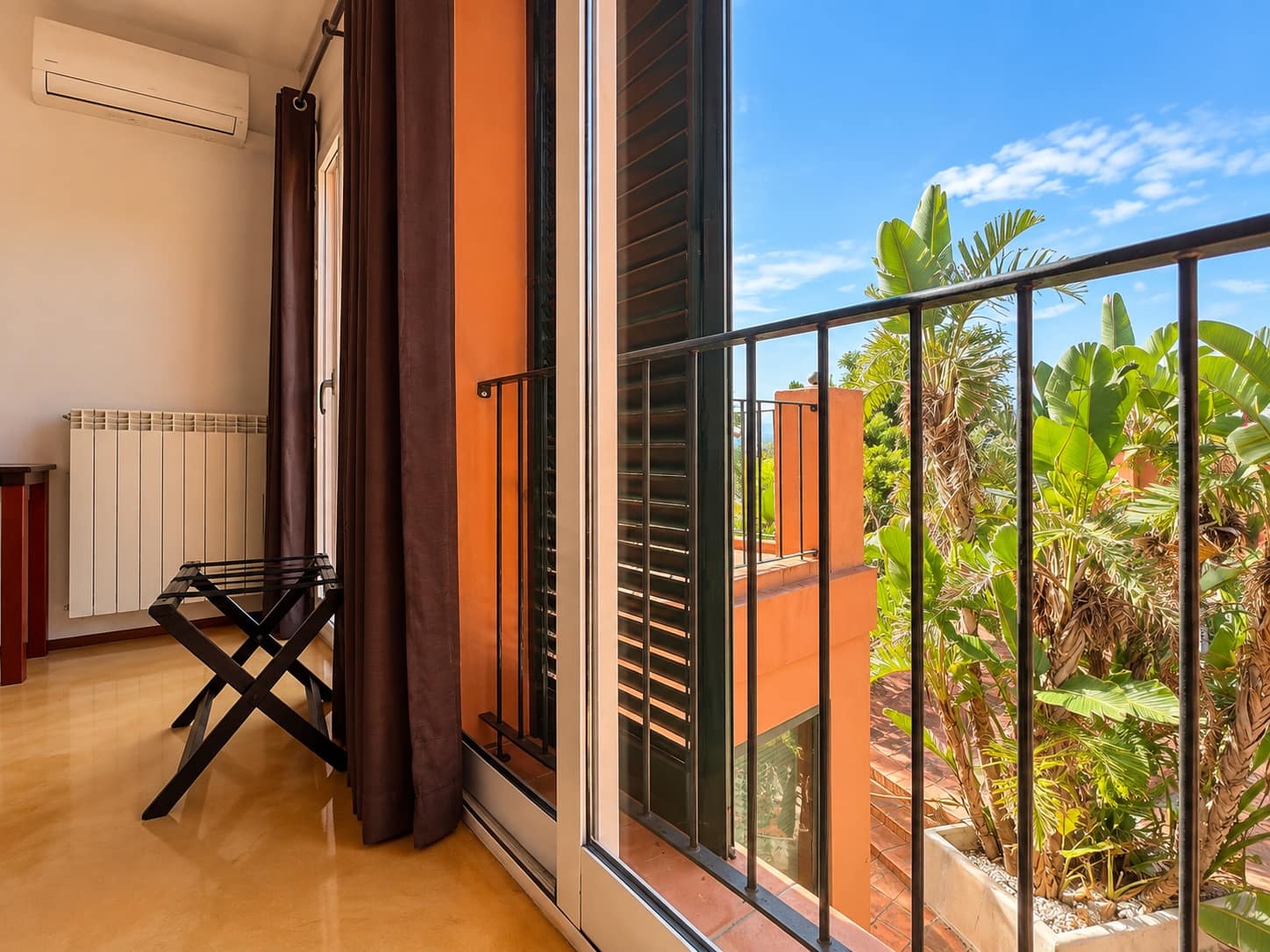 7 bedroom Villa for sale in Gandia with pool garage - € 699,000 (Ref: 10131443)